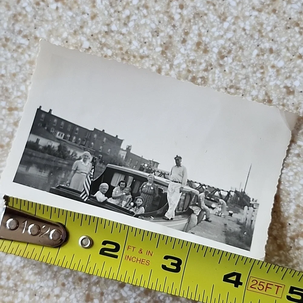 Vintage Photographs 1949 & Earlier - Picture 13 of 14